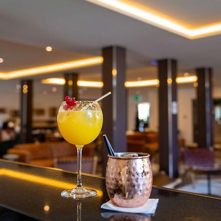 Zenitude Hotel La Valadiere, Ascend Hotel Collection Жувиняк Екстериор снимка